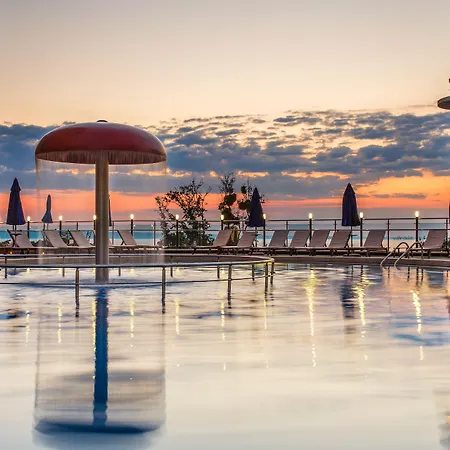 Hotel Astera & With Free Private