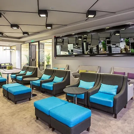 ホテル Astera & With Free Private 4*