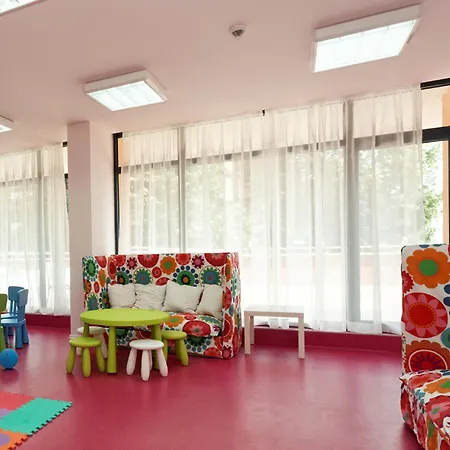 Astera & With Free Private Hotel