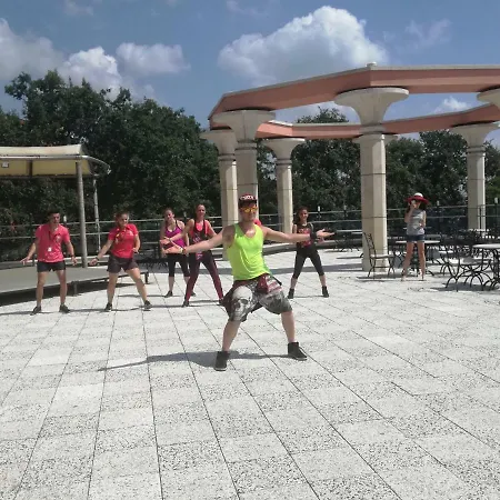 ホテル Astera & With Free Private ゴールデンサンド